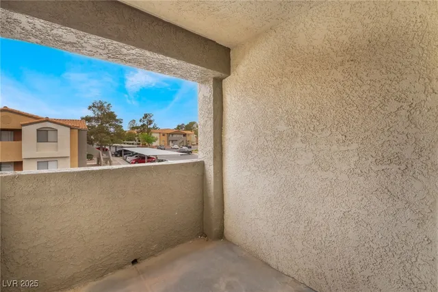 $175,000 | 3151 North Soaring Gulls Drive, Unit 2034, Las Vegas, NV 89128