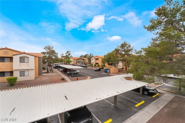 $175,000 | 3151 North Soaring Gulls Drive, Unit 2034, Las Vegas, NV 89128