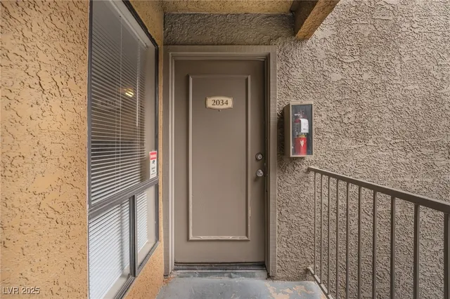 $175,000 | 3151 North Soaring Gulls Drive, Unit 2034, Las Vegas, NV 89128