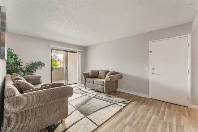 $175,000 | 3151 North Soaring Gulls Drive, Unit 2034, Las Vegas, NV 89128