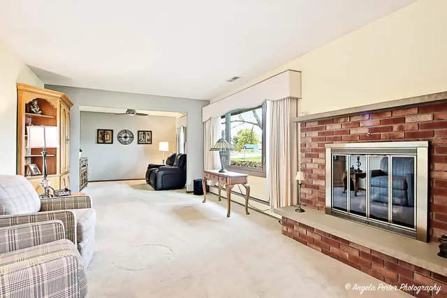 $420,000 | N613 County Rd U, Bloomfield, WI 53128