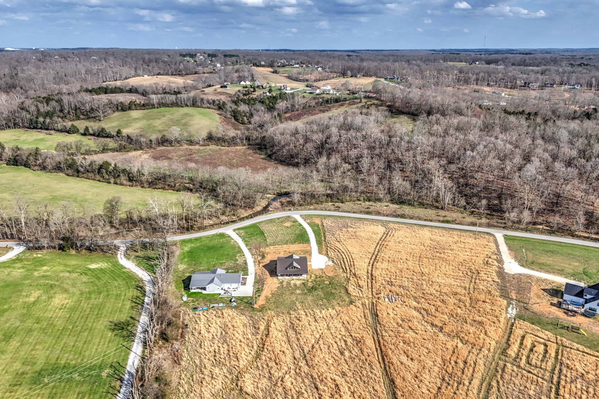 656 East Piney Road Dickson, TN 37055 - Photo 17 of 47 Gallery Image 17