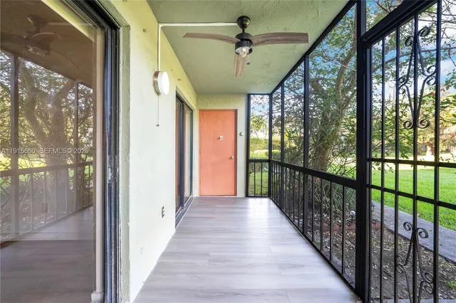 $2,700 | 9912 Hammocks Boulevard, Unit 10441, Miami, FL 33196