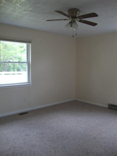 207 Beech Fork Road Clay City, KY 40312 - Photo 11 of 14 Master bedroom