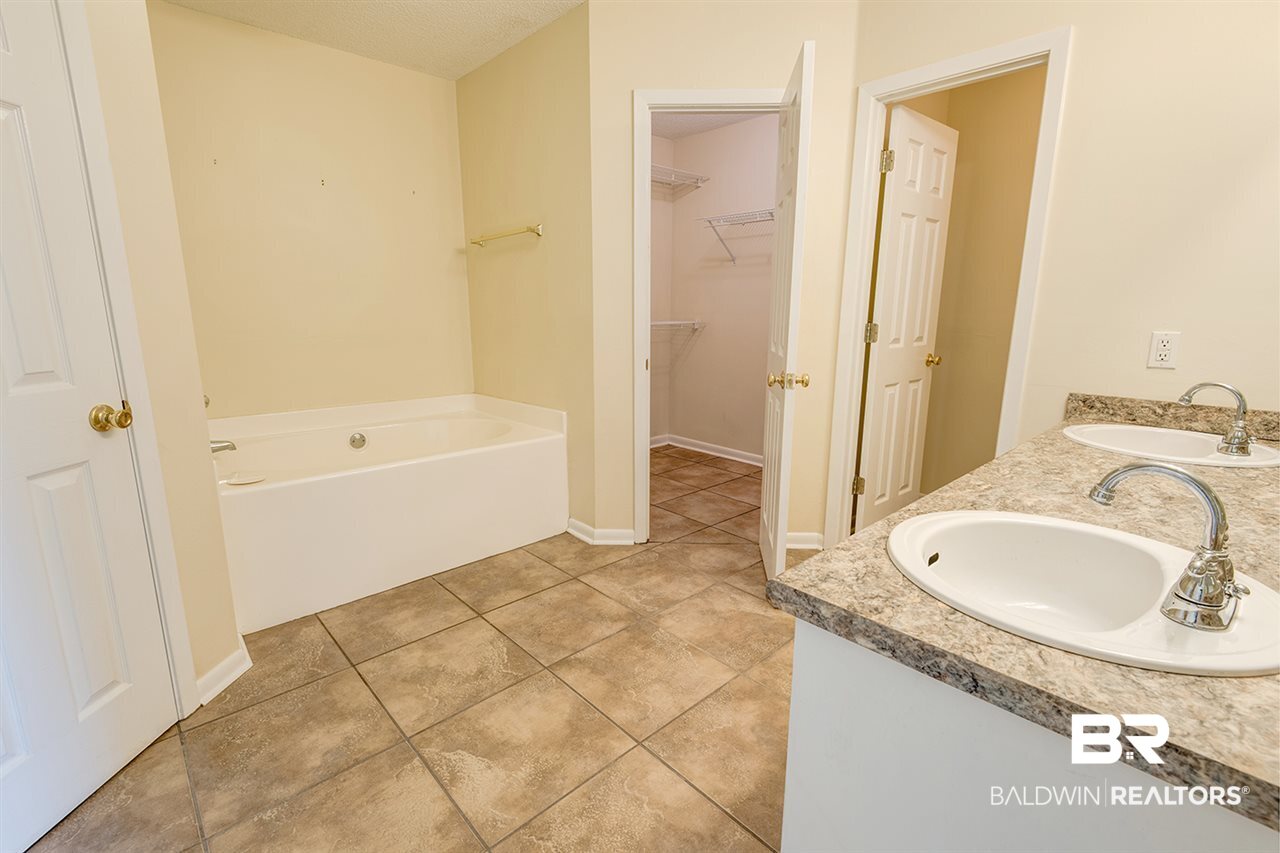 14859 County Road 3 Fairhope, AL 36532 - Photo 15 of 32