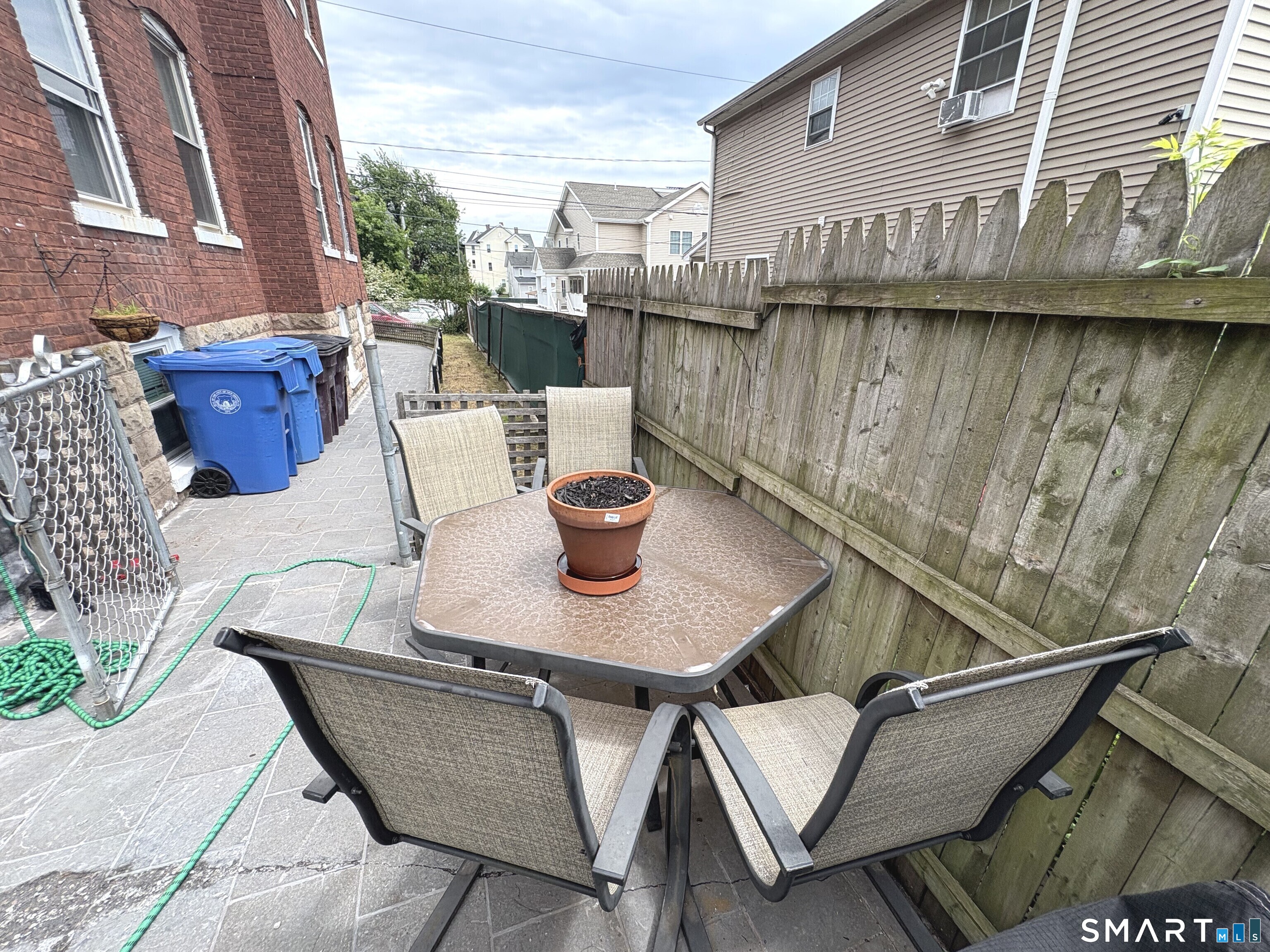 8 Erwin Place, Unit 2 New Britain, CT 06051 - Photo 24 of 28