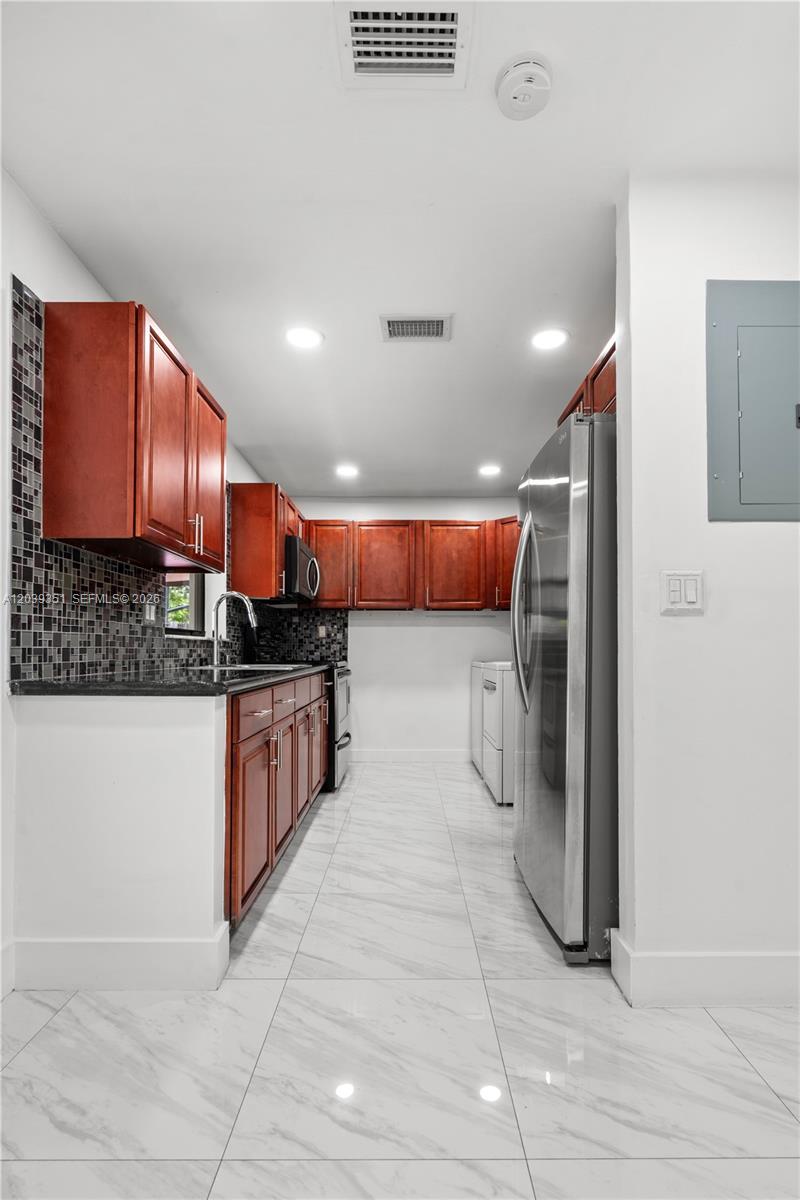 13522 Southwest 62nd Street, Unit HW Miami, FL 33183 - Photo 7 of 50
