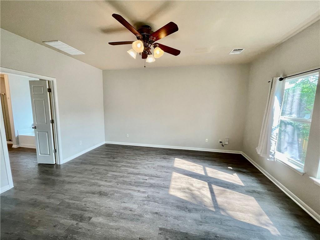 3615 Hawk View Street Round Rock, TX 78665 - Photo 11 of 25