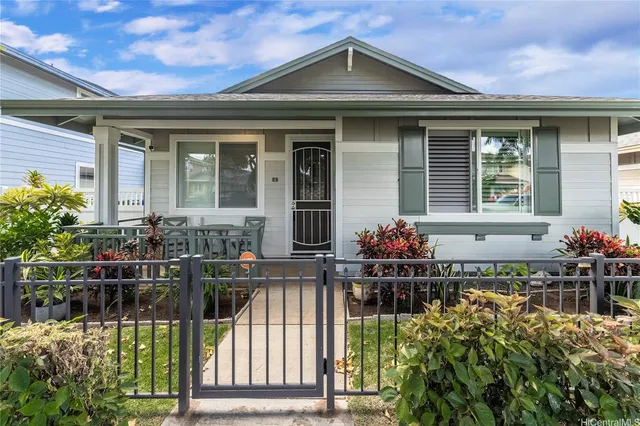 $965,000 | 460 Kamaaha Avenue, Unit 6, Kapolei, HI 96707