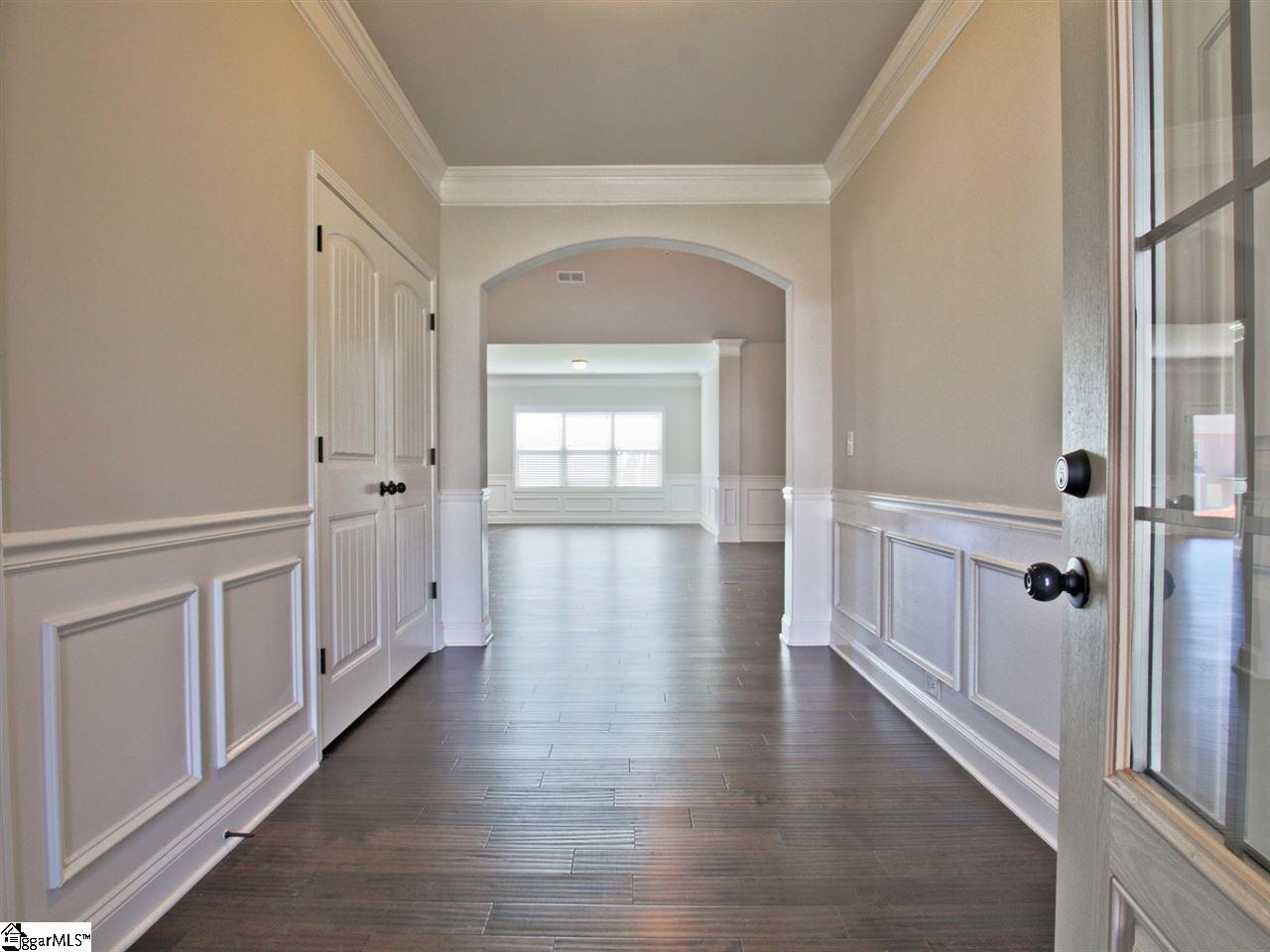 131 Jones Creek Circle Anderson, SC 29621 - Photo 3 of 36 Gallery Image 3