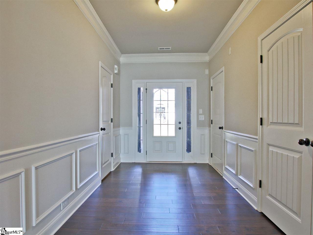 131 Jones Creek Circle Anderson, SC 29621 - Photo 4 of 36 Gallery Image 4