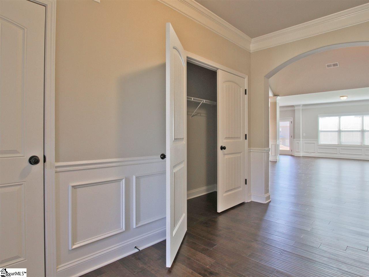 131 Jones Creek Circle Anderson, SC 29621 - Photo 5 of 36 Gallery Image 5