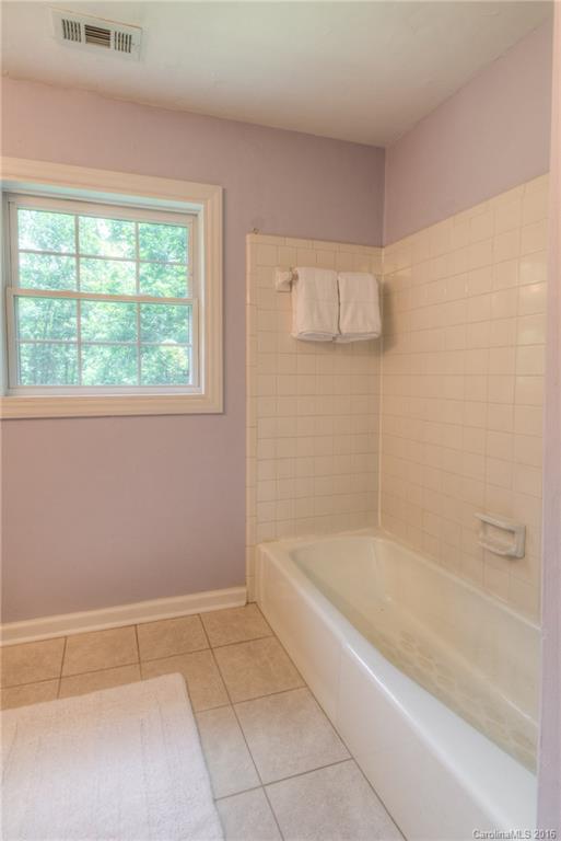 2615 Rea Road Charlotte, NC 28226 - Photo 18 of 23 Gallery Image 18