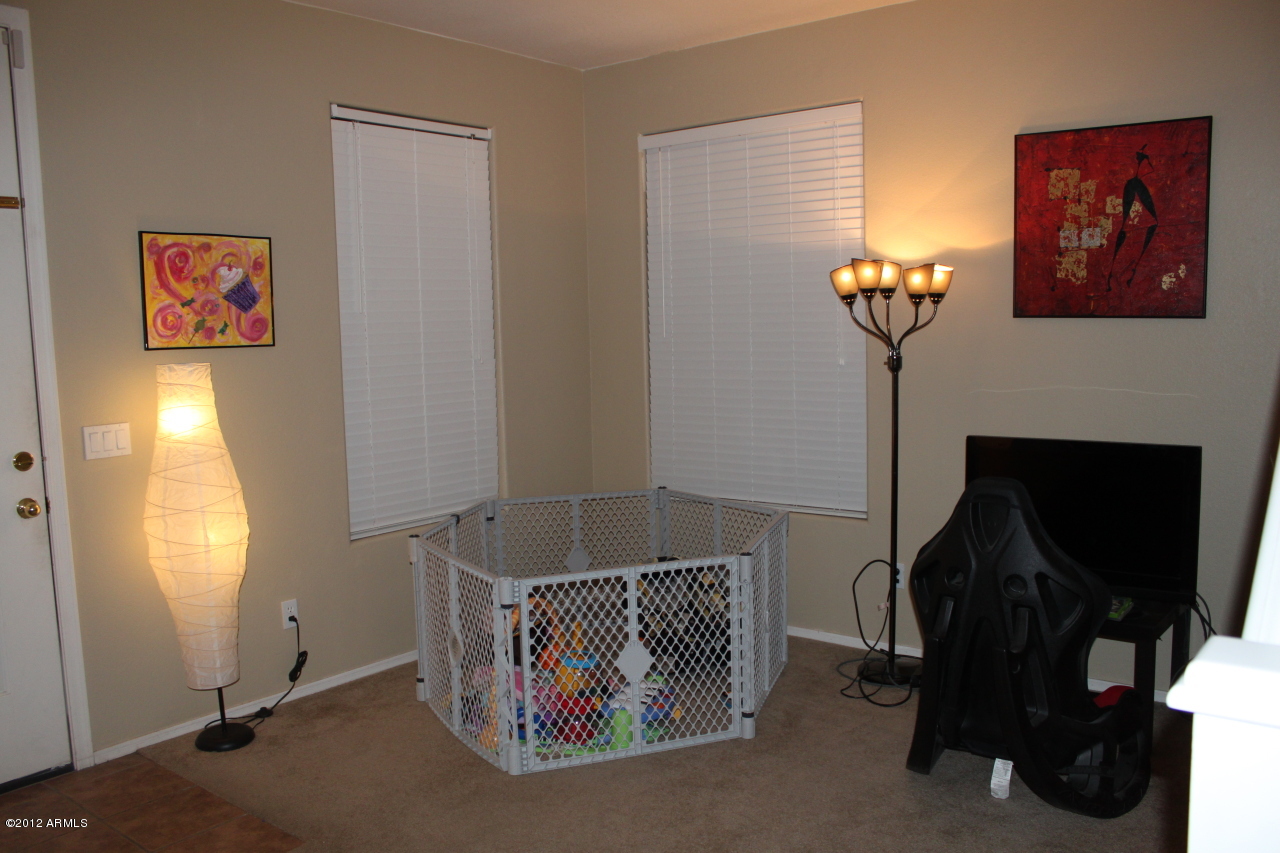 3846 East Fairview Street Gilbert, AZ 85295 - Photo 7 of 18 IMG_3202