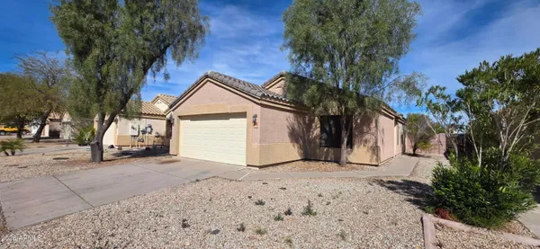 $1,200 | 6642 East Lush Vista View, Florence, AZ 85132