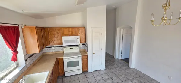 $1,200 | 6642 East Lush Vista View, Florence, AZ 85132