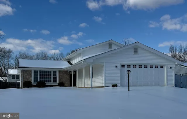 $479,000 | 1616 Debra Drive, Waldorf, MD 20601