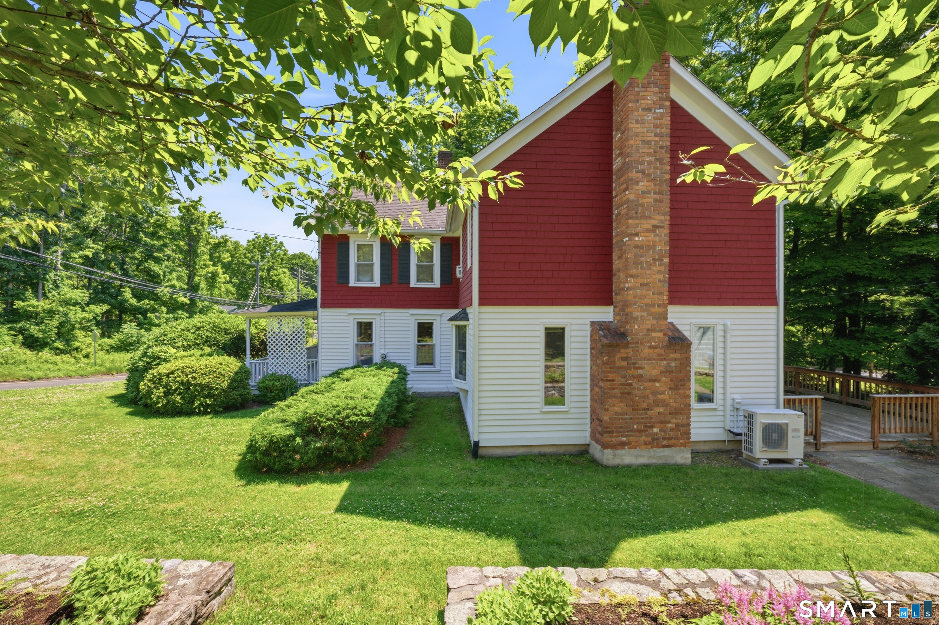36 Middle River Road Danbury, CT 06811 - Photo 24 of 33