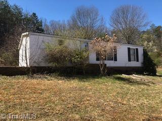 5202 Waller Road Pfafftown, NC 27040 - Photo 1 of 14 Gallery Image 1