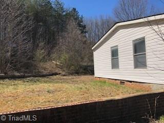 5202 Waller Road Pfafftown, NC 27040 - Photo 6 of 14 Gallery Image 6