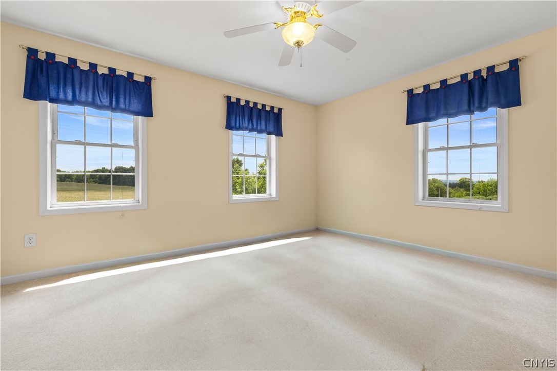 635 Higby Road New Hartford, NY 13501 - Photo 32 of 49
