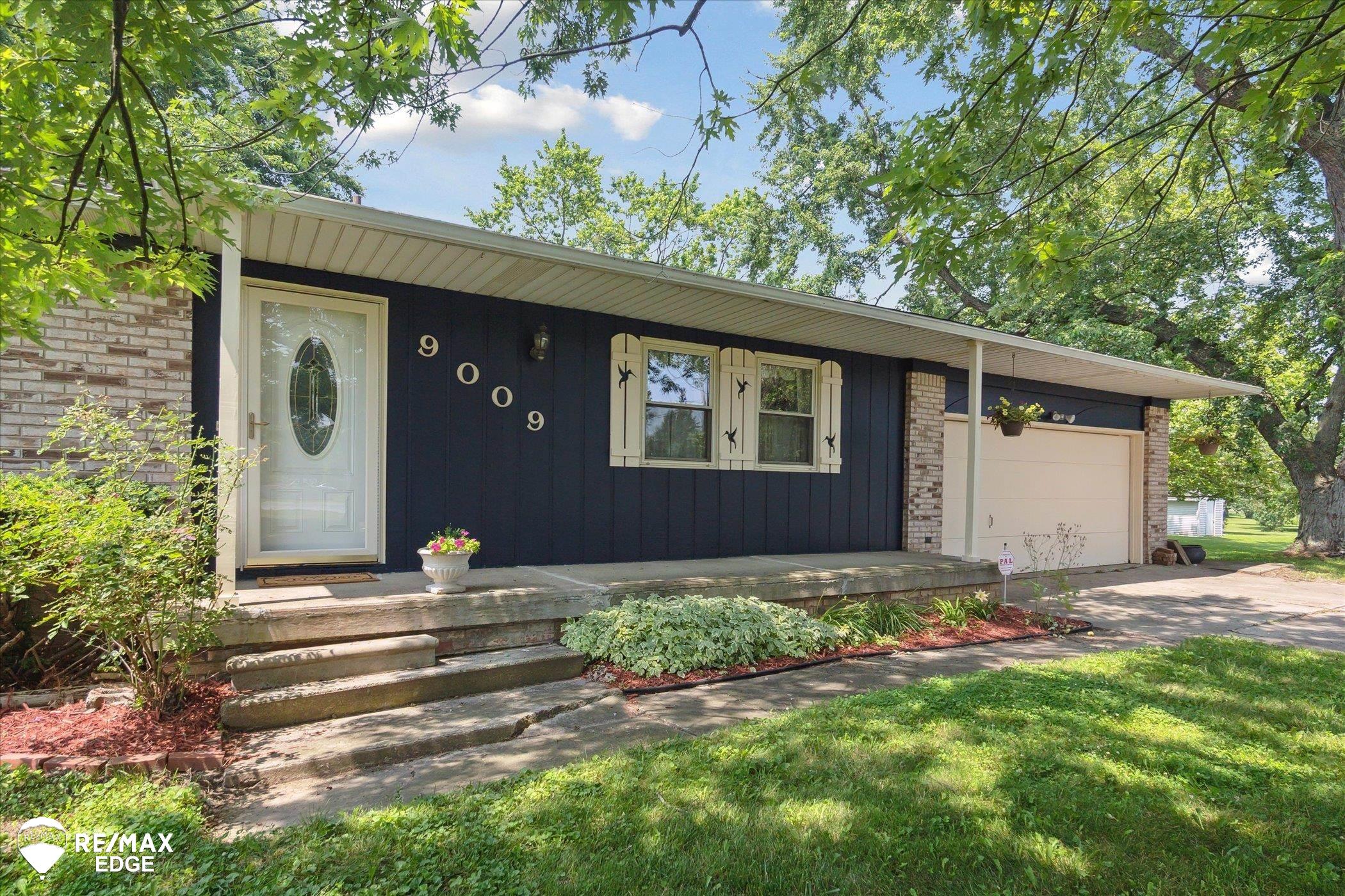 9009 North Bray Road Clio, MI 48420 - Photo 2 of 41 50181781-bf3905d3-3e37-4598-90b3-86c4ae002aee.JPG