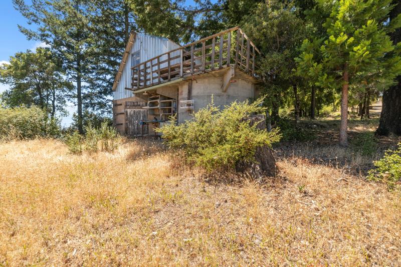 101 Silverline Road Los Gatos, CA 95033 - Photo 9 of 19 a view of a house with a yard
