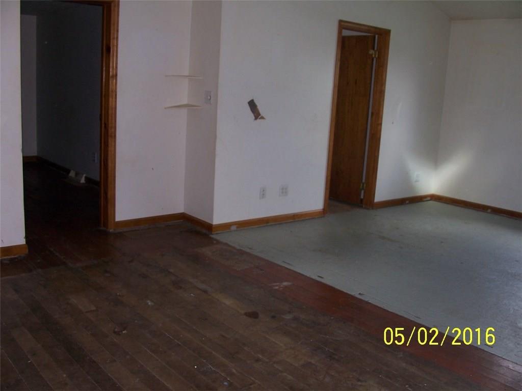 1870 Jefferson Road Rices Landing, PA 15357 - Photo 6 of 14