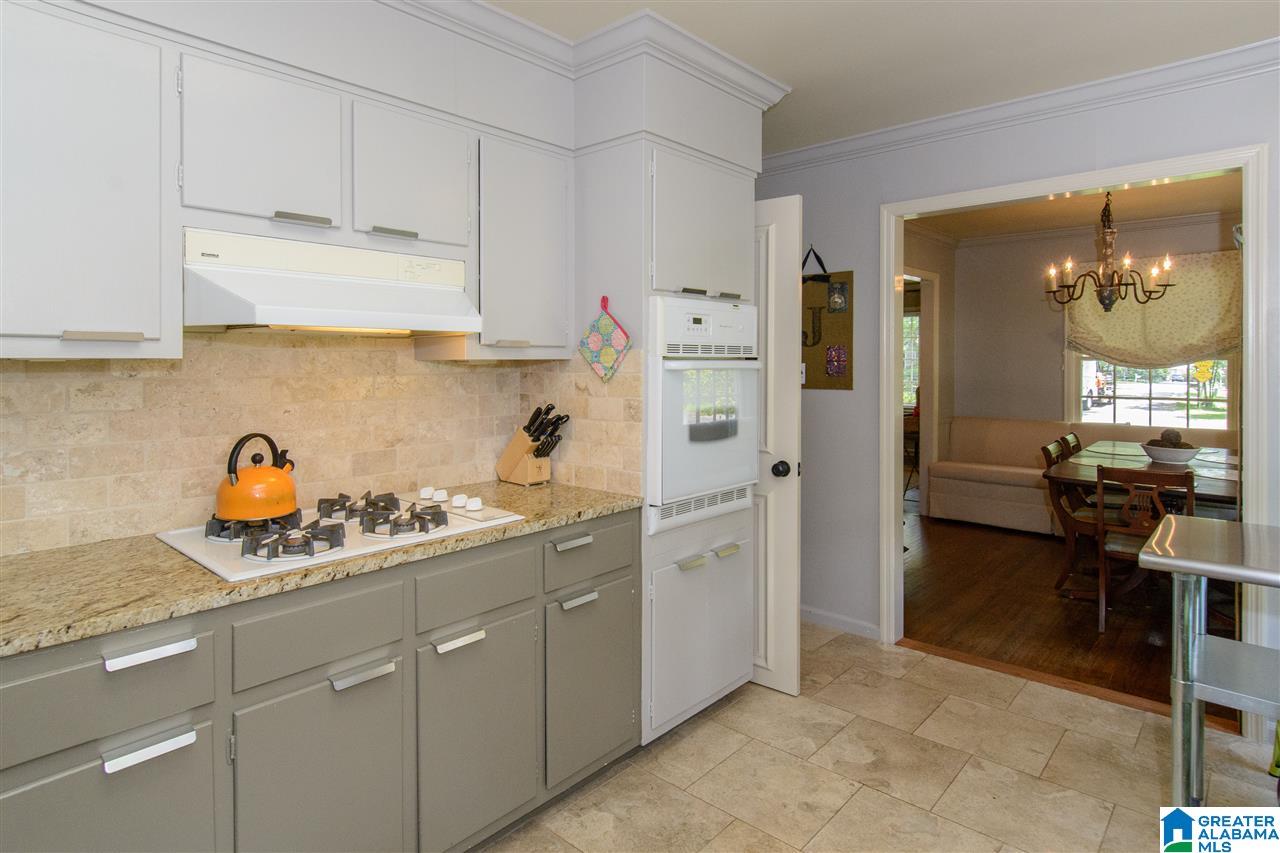 334 Lathrop Avenue Birmingham, AL 35209 - Photo 15 of 31