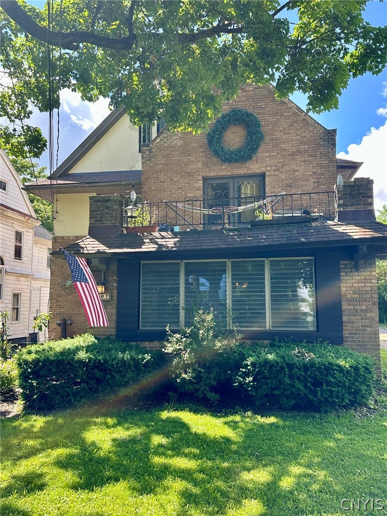 707 Danforth Street Syracuse, NY 13208 - Photo 2 of 9