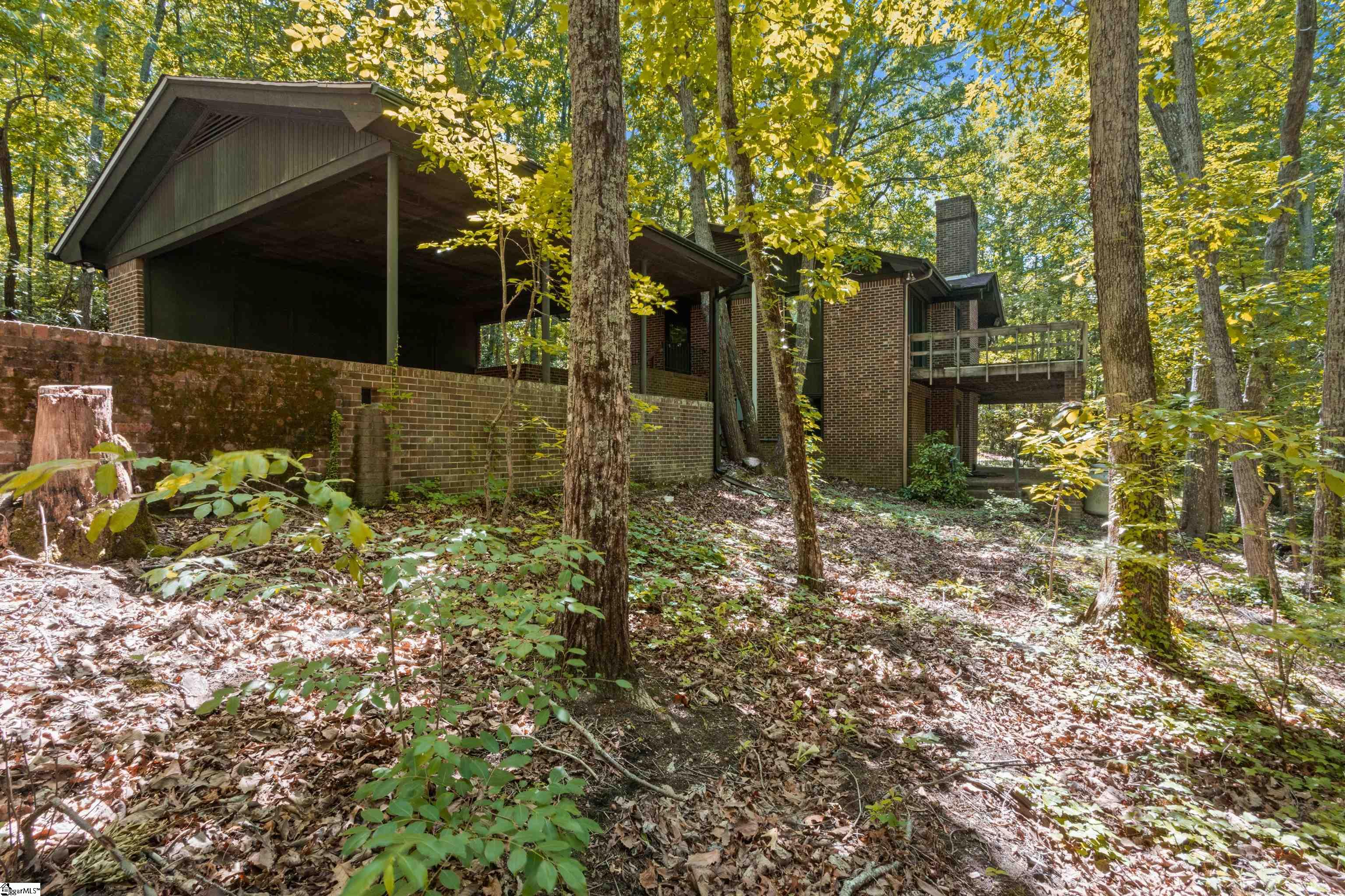 16 Oakleaf Road Greenville, SC 29609 - Photo 32 of 35