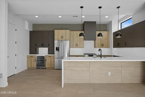 $764,900 | 377 East Windsor Avenue, Unit 13, Phoenix, AZ 85004