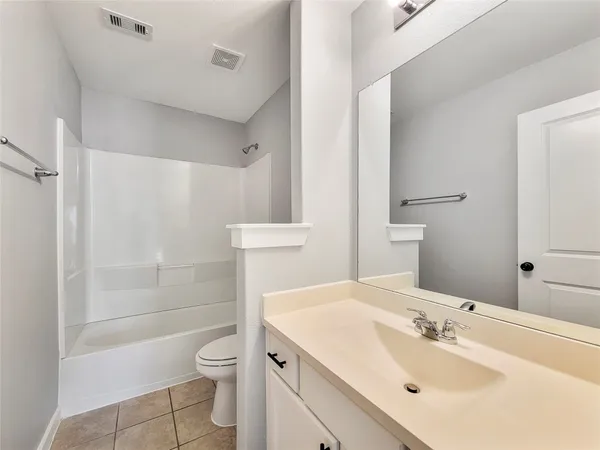 $2,095 | 16807 Lisbon Lane, Crosby, TX 77532