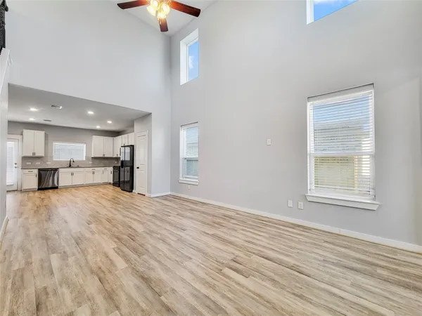 $2,095 | 16807 Lisbon Lane, Crosby, TX 77532