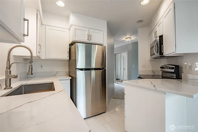 $335,000 | 5064 Festival Boulevard, Unit 2B, Bellingham, WA 98226