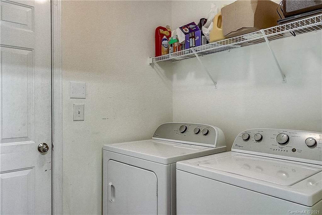 7029 Sunman Road Charlotte, NC 28216 - Photo 18 of 33 a utility room with dryer and washer