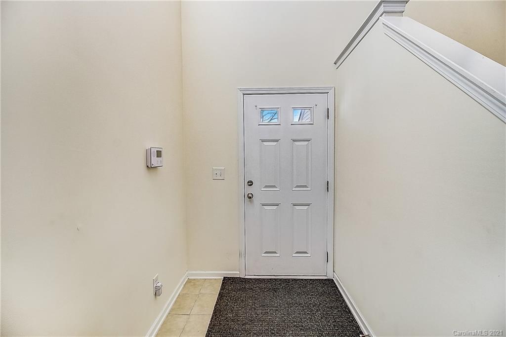 7029 Sunman Road Charlotte, NC 28216 - Photo 4 of 33 a view of room