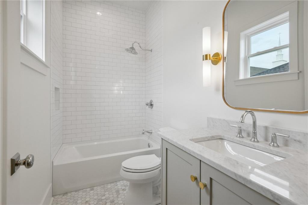 804 General Taylor New Orleans, LA 70115 - Photo 21 of 34