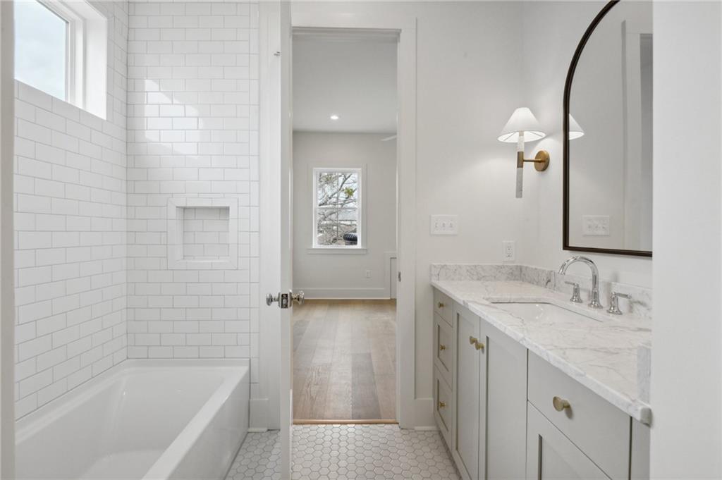 804 General Taylor New Orleans, LA 70115 - Photo 24 of 34