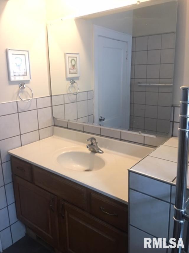 914 North 11th Street Springfield, IL 62702 - Photo 13 of 30