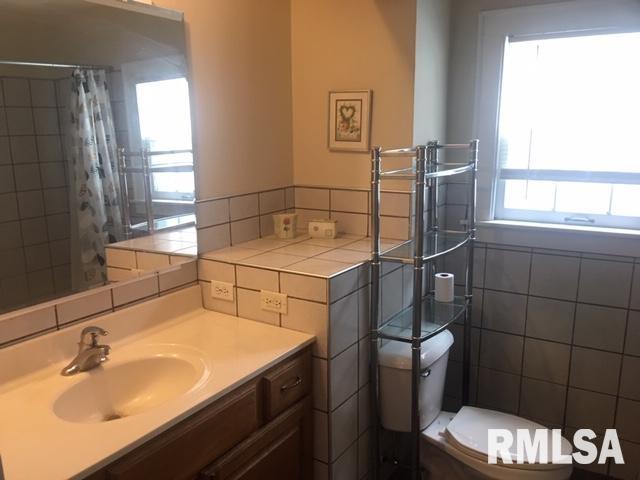 914 North 11th Street Springfield, IL 62702 - Photo 14 of 30