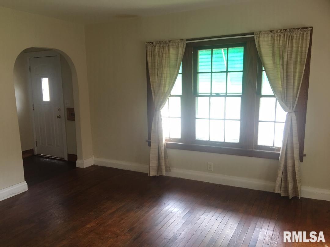 914 North 11th Street Springfield, IL 62702 - Photo 19 of 30
