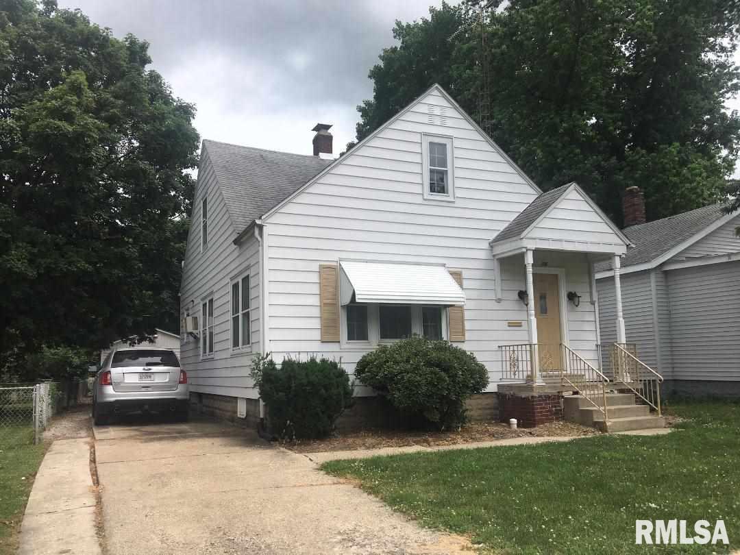 914 North 11th Street Springfield, IL 62702 - Photo 2 of 30