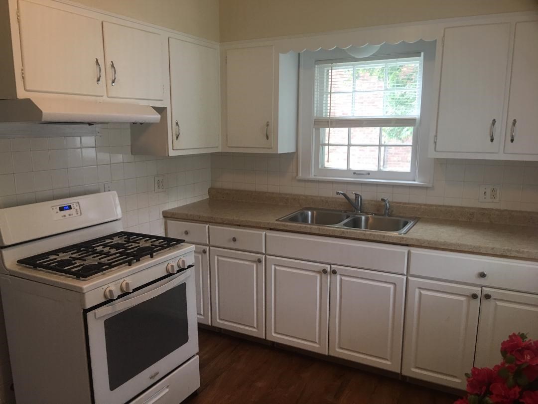 914 North 11th Street Springfield, IL 62702 - Photo 7 of 30