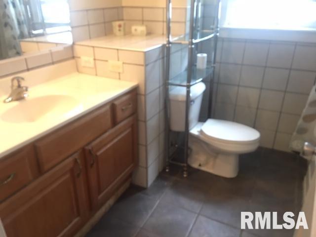 914 North 11th Street Springfield, IL 62702 - Photo 9 of 30
