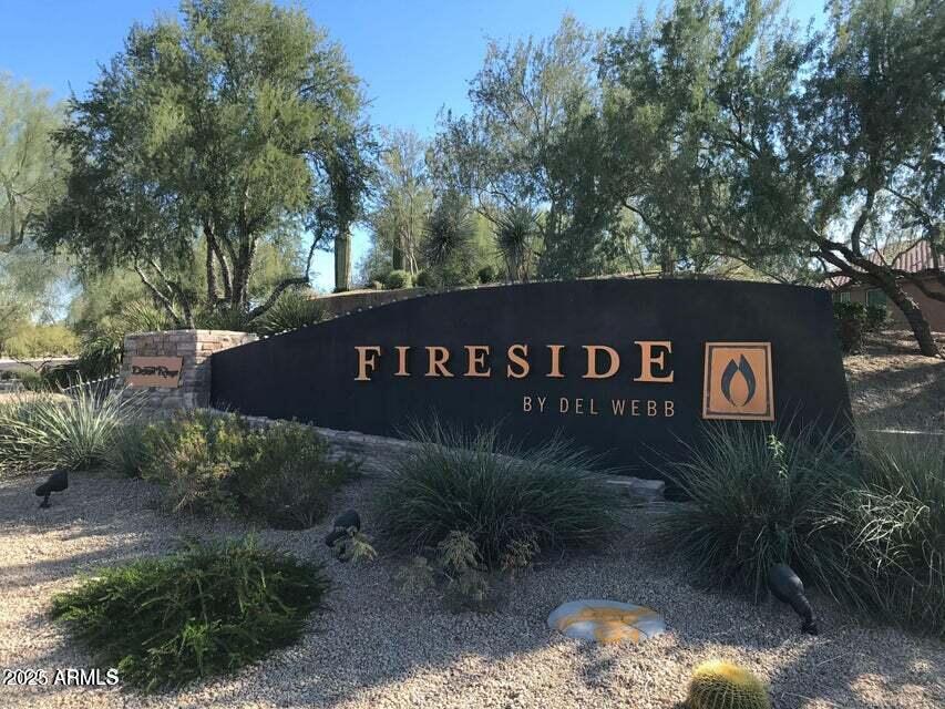 3838 East Cat Balue Drive Phoenix, AZ 85050 - Photo 2 of 22 a view of a park that has sign board