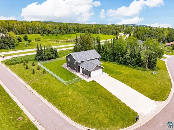 $499,900 | 1225 Hidden Springs Lane, Two Harbors, MN 55616