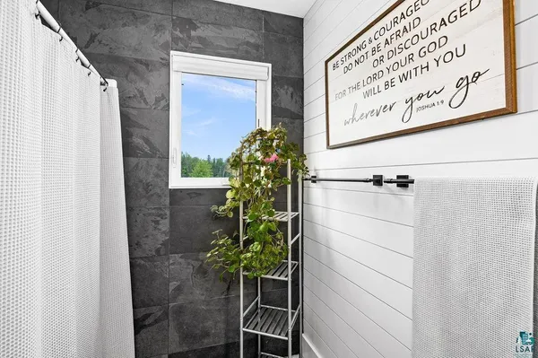 $499,900 | 1225 Hidden Springs Lane, Two Harbors, MN 55616