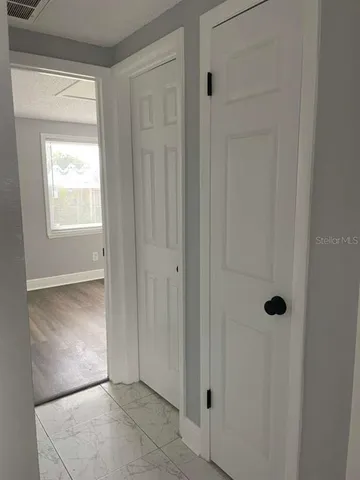 $2,400 | 10106 Royal Acres Court, Tampa, FL 33615