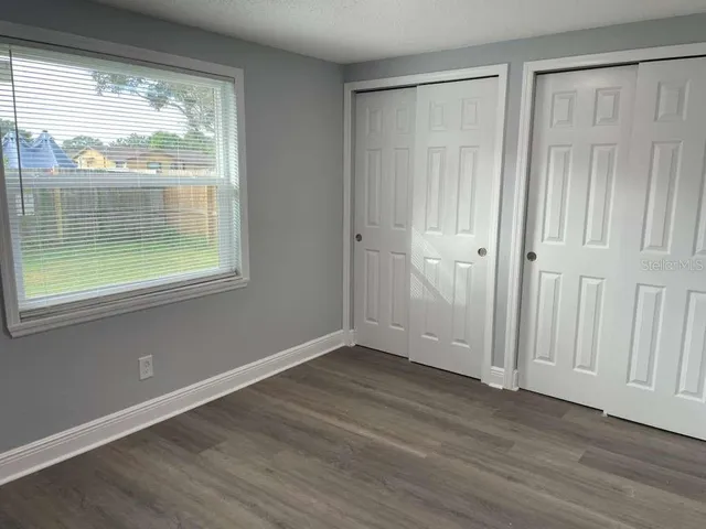 $2,400 | 10106 Royal Acres Court, Tampa, FL 33615